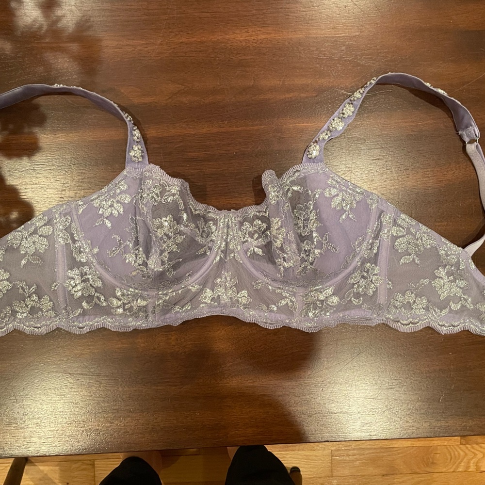Victoria’s Secret special series purple lace bra